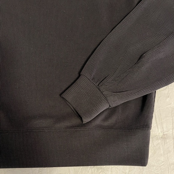 Lululemon “Softstreme” Cropped Oversized Ribbed Crewneck - Picture 6 of 9